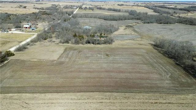 $595,000 | 170 East 400 Road, Overbrook, KS 66524
