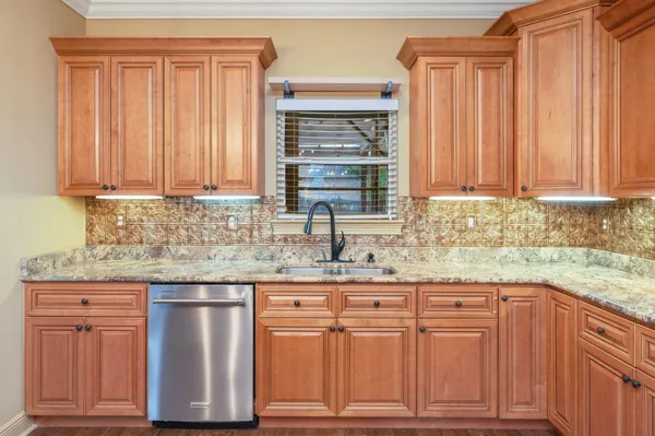 $364,900 | 6450 Amanda Court, Crestview, FL 32536