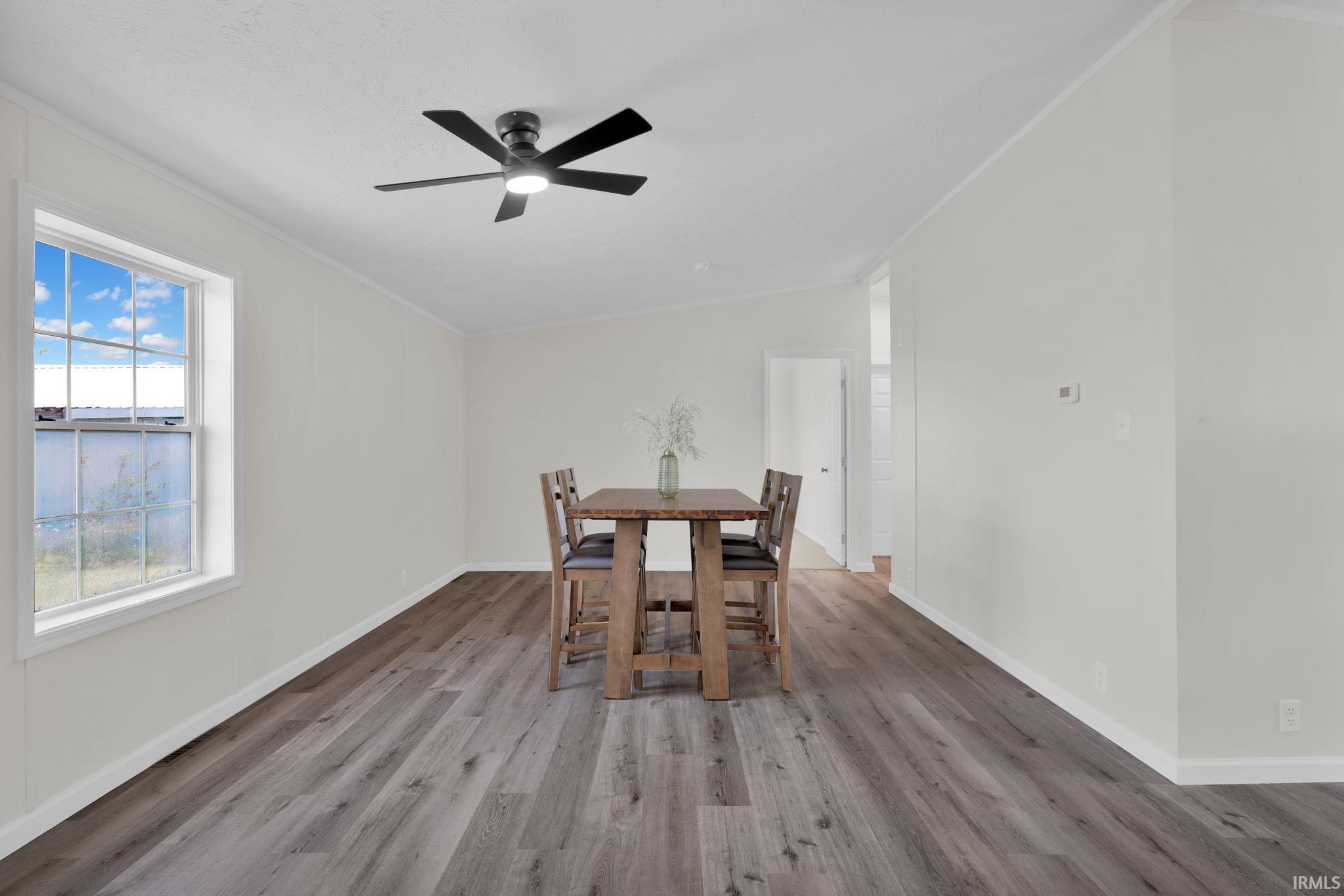 425 Dale Street Mitchell, IN 47446 - Photo 9 of 25
