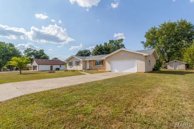 $225,000 | 257 Parkway Avenue, Lebanon, MO 65536