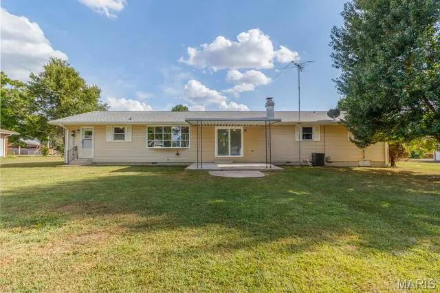 $225,000 | 257 Parkway Avenue, Lebanon, MO 65536