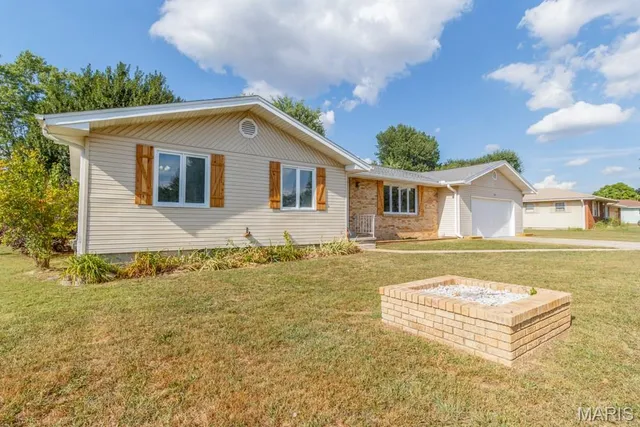 $225,000 | 257 Parkway Avenue, Lebanon, MO 65536