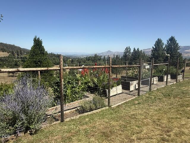 651 Holton Road Talent, OR 97540 - Photo 42 of 47