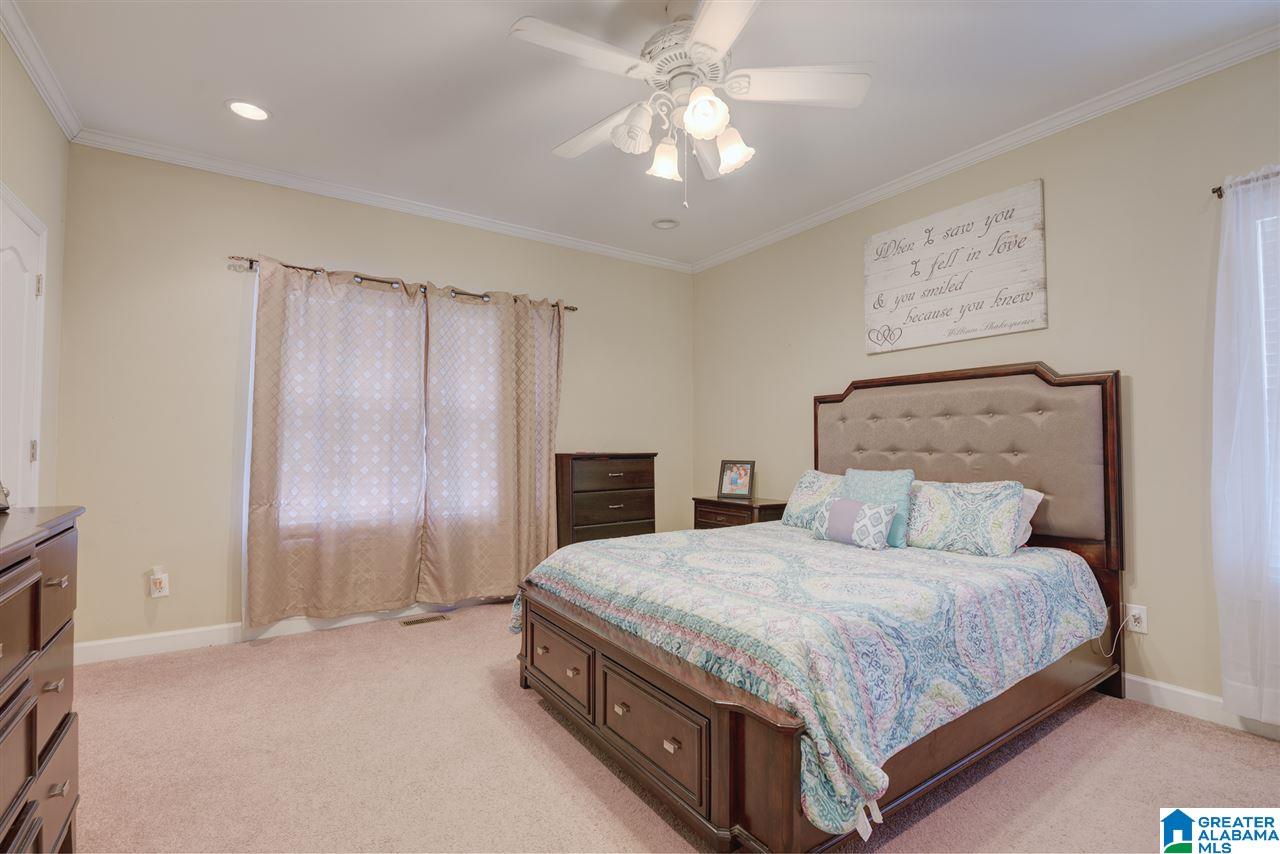 1104 Mountain Lake Road Warrior, AL 35180 - Photo 20 of 34