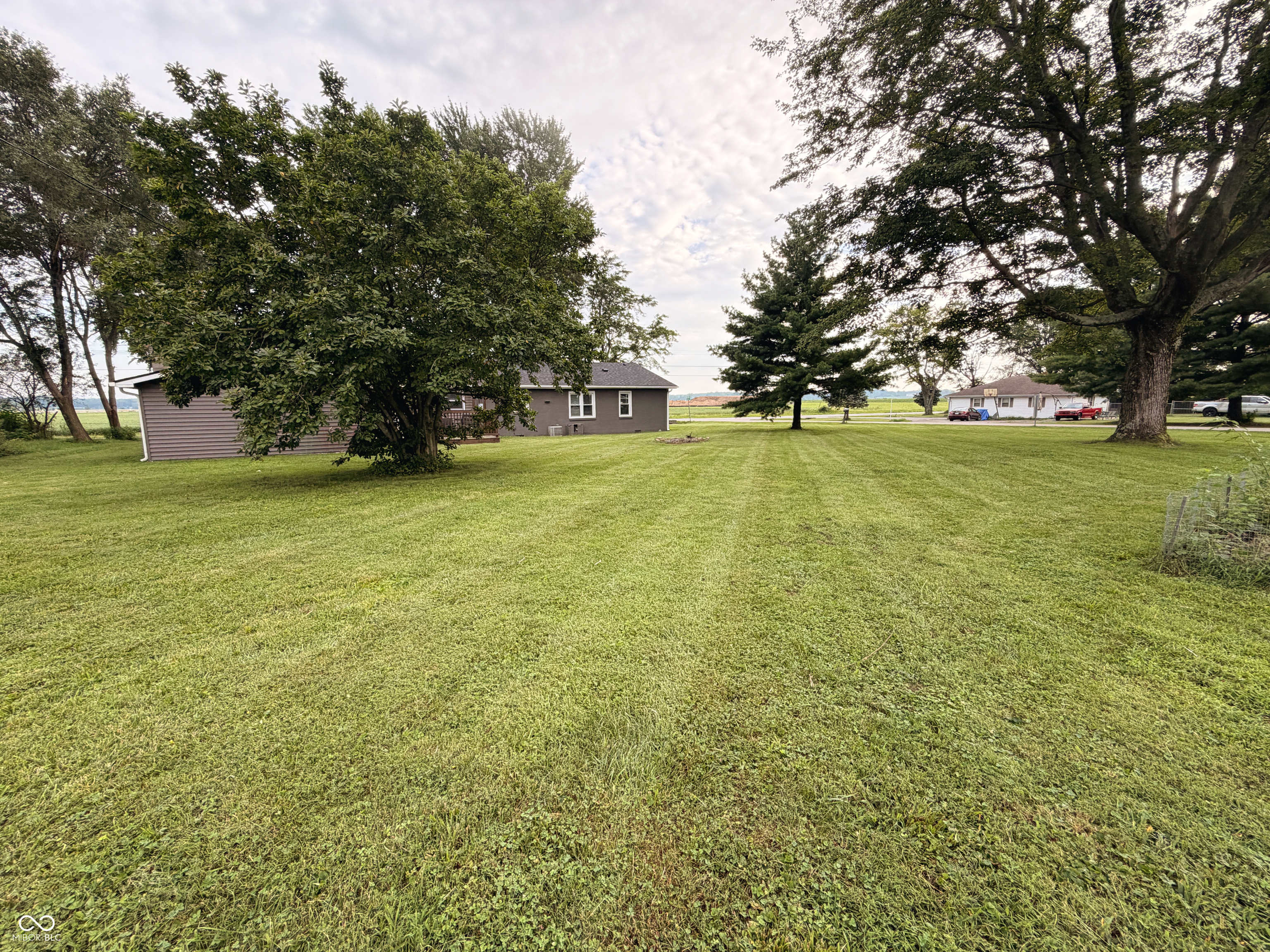 714 Deaver Road Columbus, IN 47201 - Photo 28 of 34 Gallery Image 28