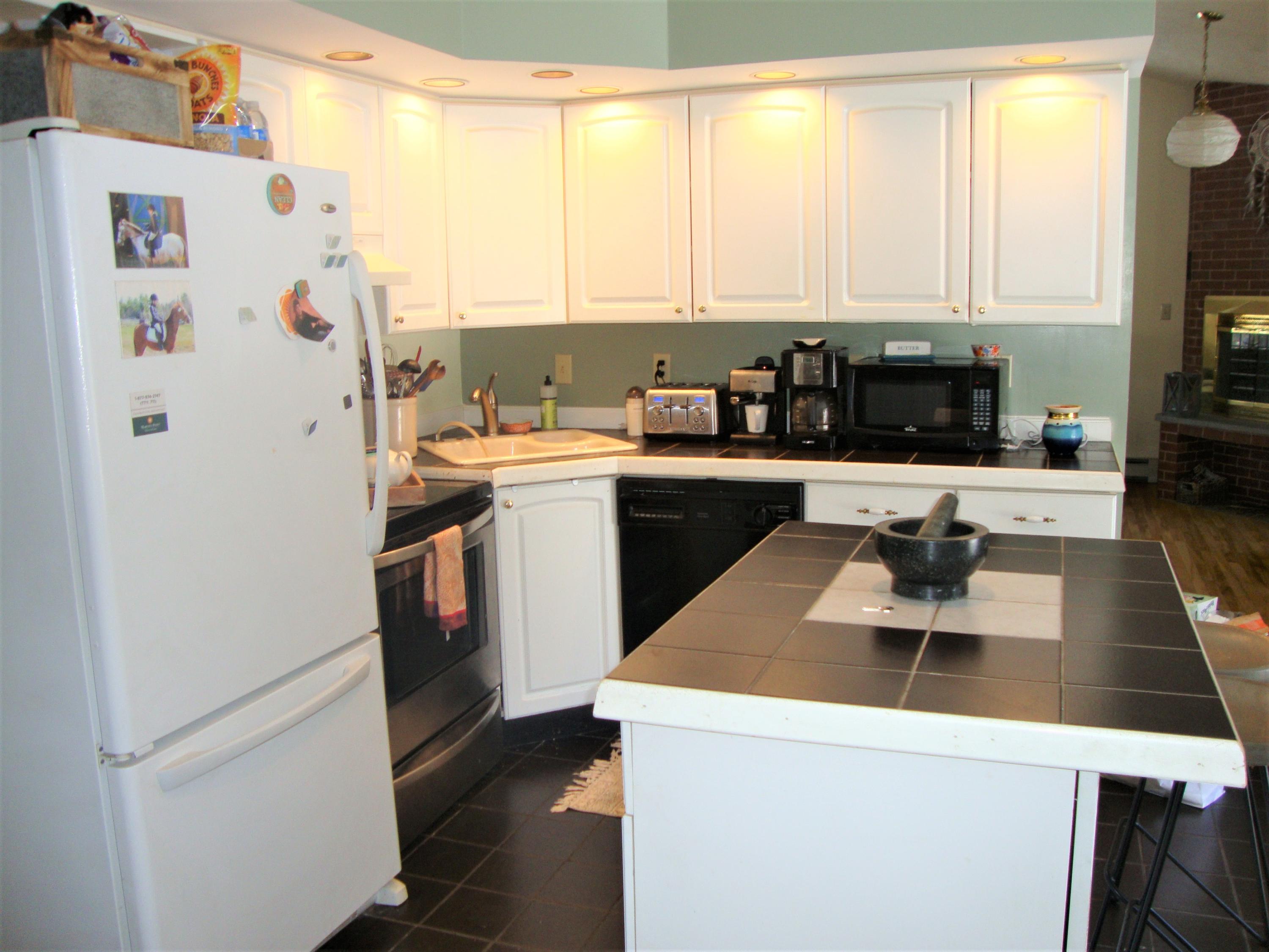 70 Lunt Road Brunswick, ME 04011 - Photo 4 of 16 70 Lunt Kitchen 3