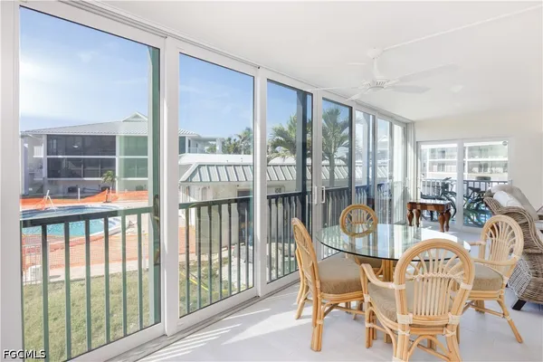 $785,000 | 1341 Middle Gulf Drive, Unit 1A, Sanibel, FL 33957