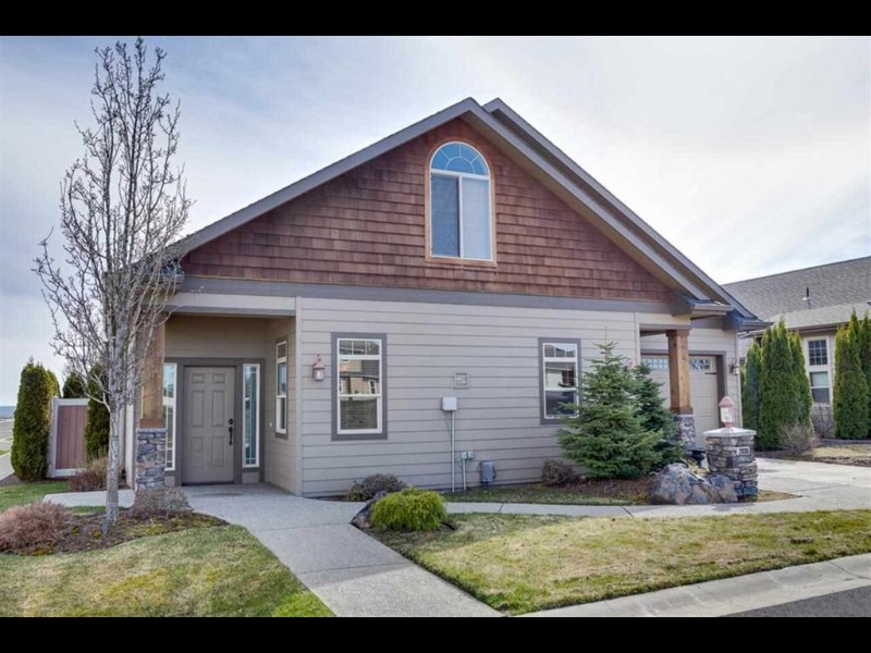 2806 Sunset View Lane Spokane, WA 99208 - Photo 2 of 17