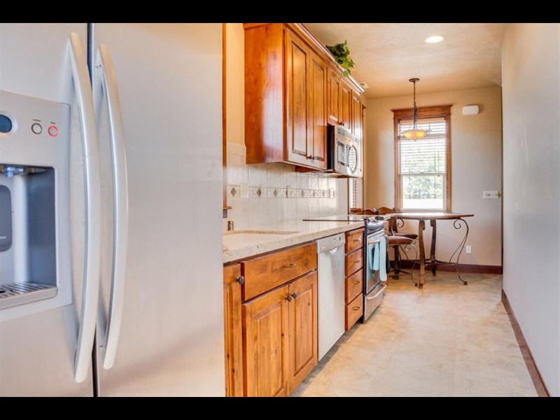 2806 Sunset View Lane Spokane, WA 99208 - Photo 8 of 17