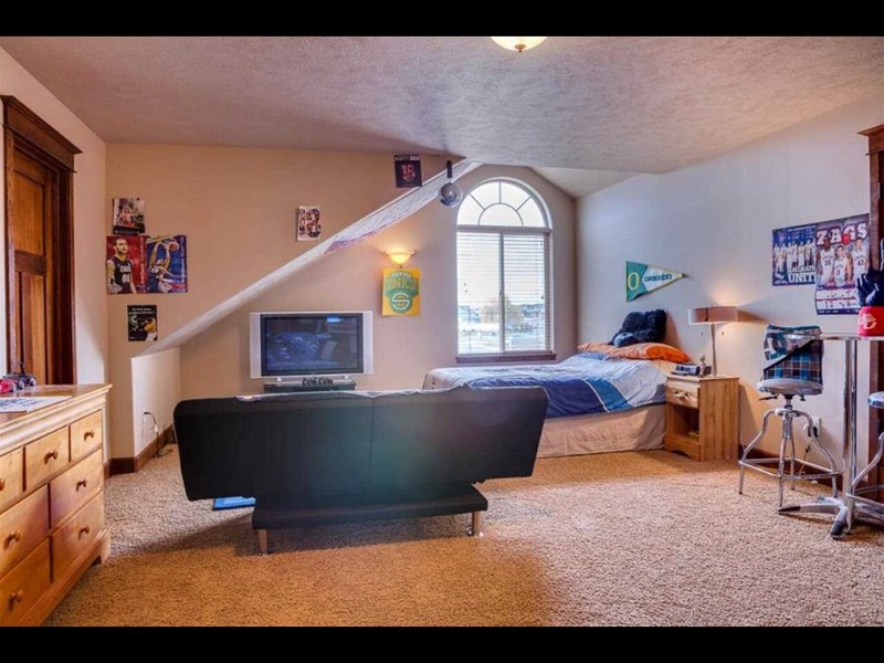 2806 Sunset View Lane Spokane, WA 99208 - Photo 10 of 17