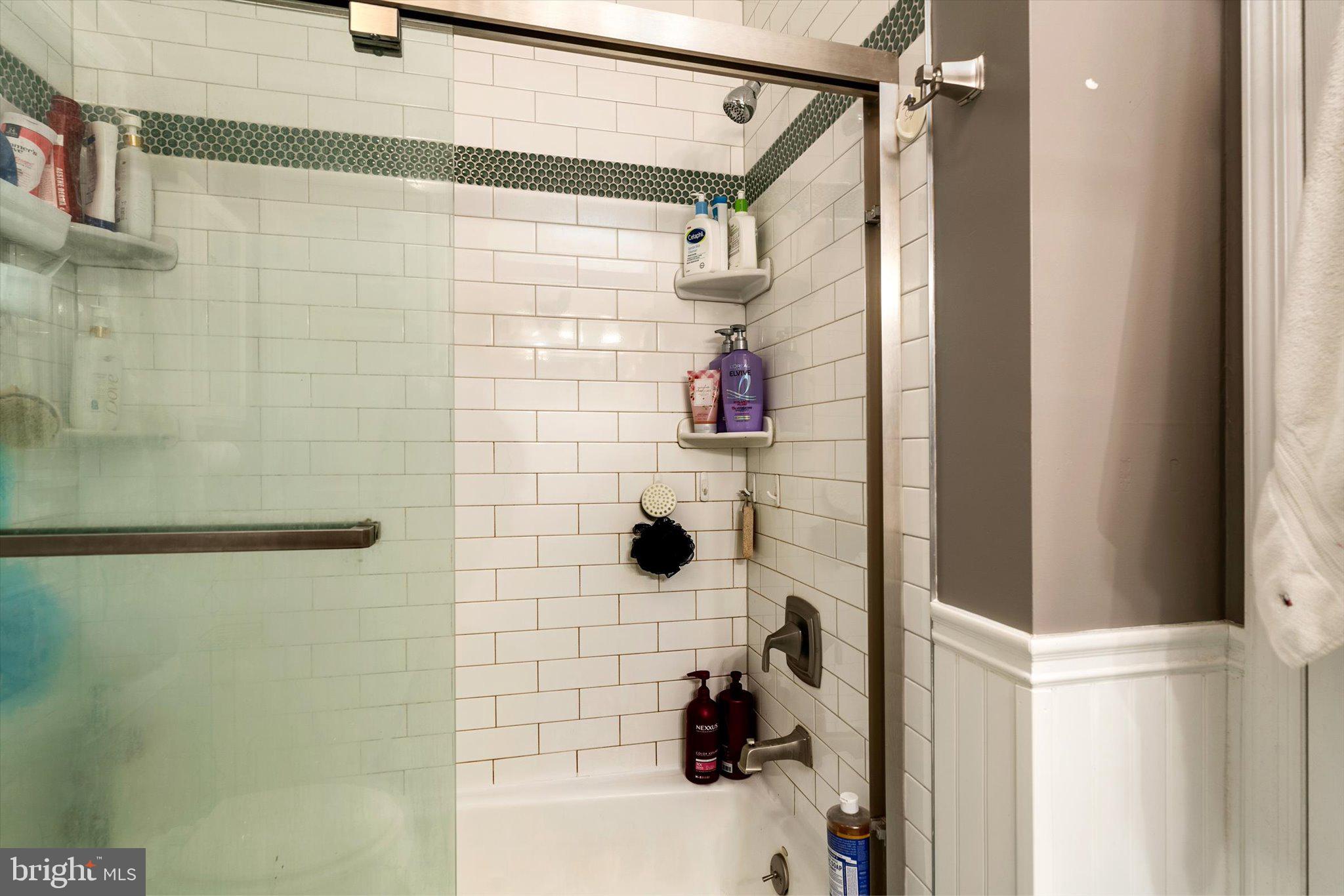 9 Alton Road Hamilton, NJ 08619 - Photo 15 of 25 Gallery Image 15