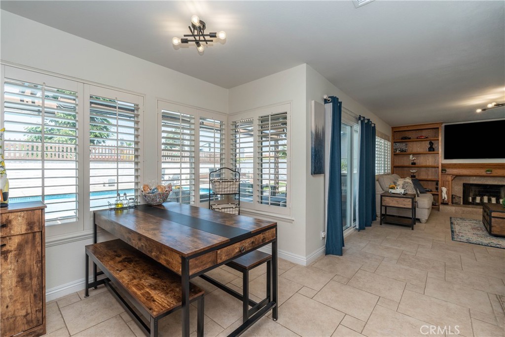 1609 Fairview Drive Corona, CA 92878 - Photo 12 of 44