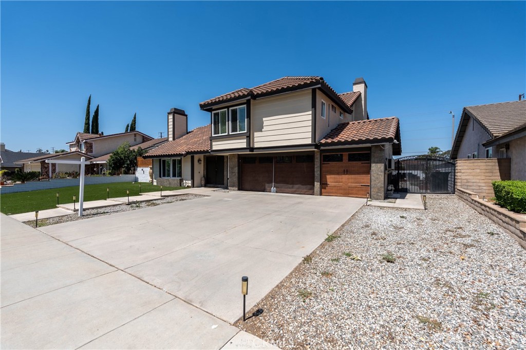 1609 Fairview Drive Corona, CA 92878 - Photo 4 of 44