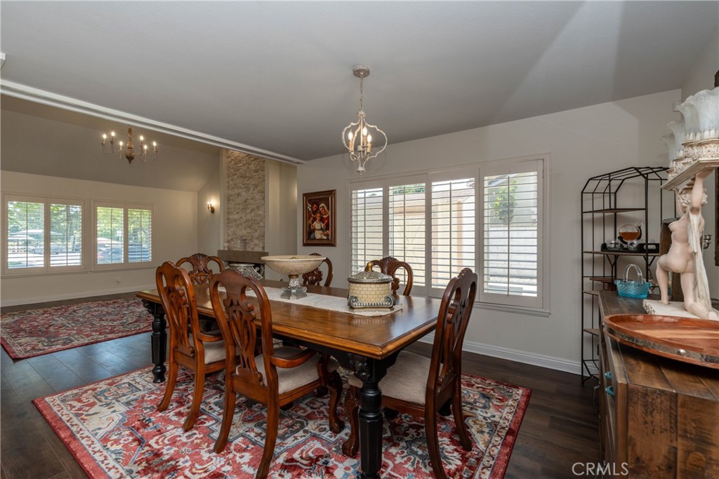 1609 Fairview Drive Corona, CA 92878 - Photo 7 of 44