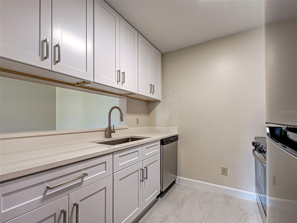 4008 Crockers Lake Boulevard, Unit 22 Sarasota, FL 34238 - Photo 14 of 54