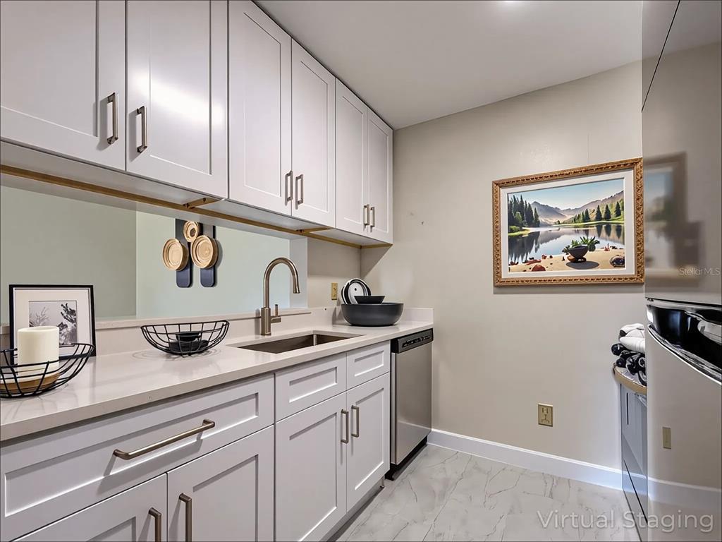 4008 Crockers Lake Boulevard, Unit 22 Sarasota, FL 34238 - Photo 15 of 54