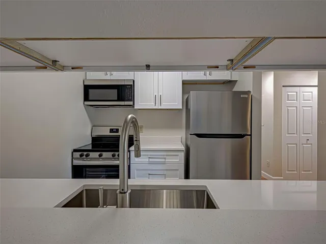 $1,900 | 4008 Crockers Lake Boulevard, Unit 22, Sarasota, FL 34238