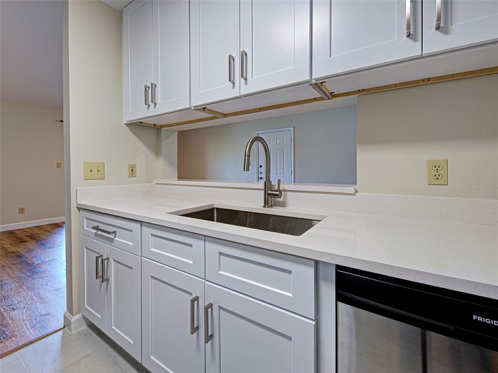 4008 Crockers Lake Boulevard, Unit 22 Sarasota, FL 34238 - Photo 18 of 54