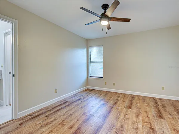 $1,800 | 4008 Crockers Lake Boulevard, Unit 22, Sarasota, FL 34238