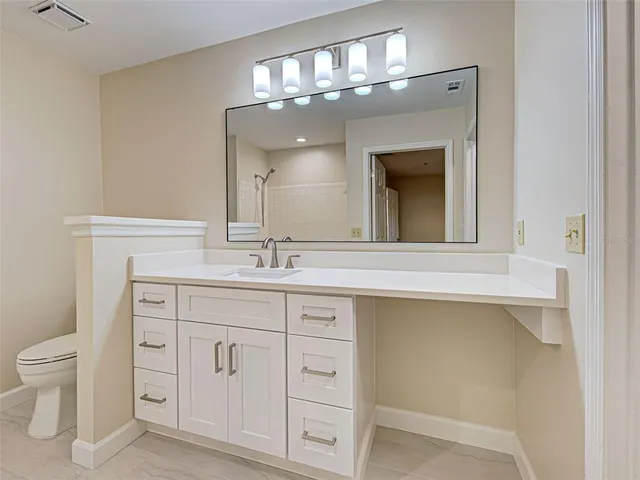 $1,900 | 4008 Crockers Lake Boulevard, Unit 22, Sarasota, FL 34238