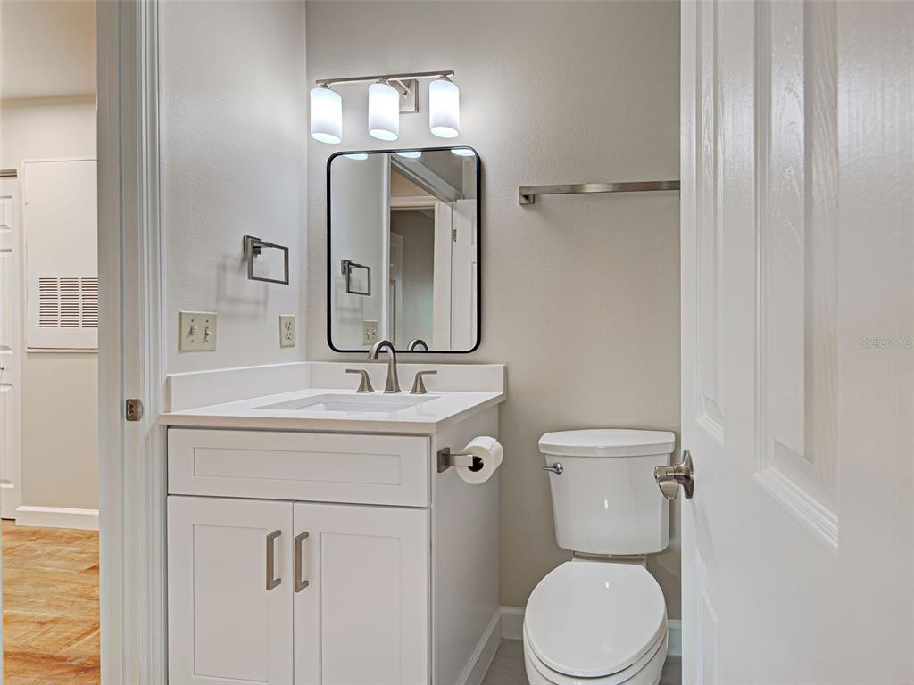 4008 Crockers Lake Boulevard, Unit 22 Sarasota, FL 34238 - Photo 40 of 54