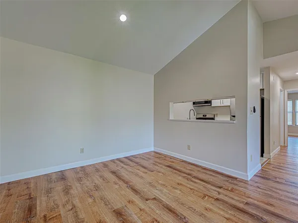 $1,800 | 4008 Crockers Lake Boulevard, Unit 22, Sarasota, FL 34238