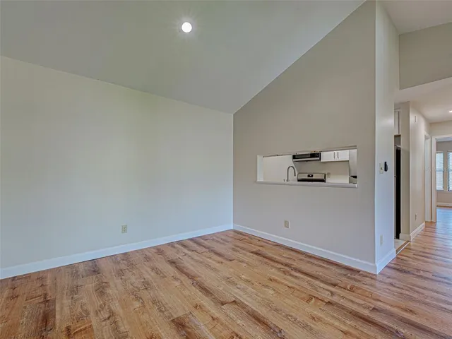 $1,900 | 4008 Crockers Lake Boulevard, Unit 22, Sarasota, FL 34238