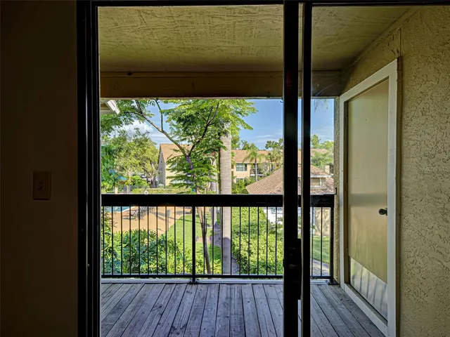 $1,900 | 4008 Crockers Lake Boulevard, Unit 22, Sarasota, FL 34238