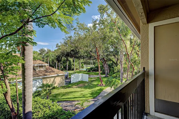 $1,800 | 4008 Crockers Lake Boulevard, Unit 22, Sarasota, FL 34238