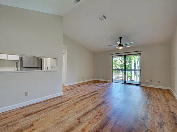 $1,800 | 4008 Crockers Lake Boulevard, Unit 22, Sarasota, FL 34238