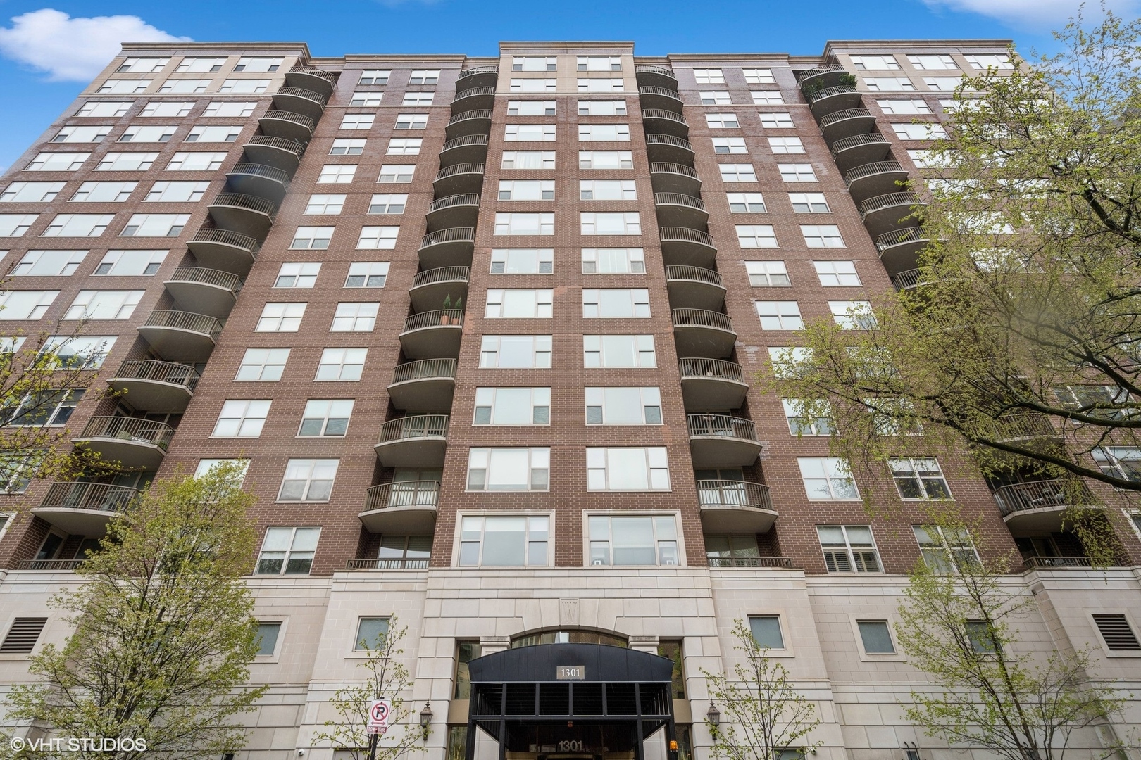 1301 North Dearborn Street, Unit 705 Chicago, IL 60610 - Photo 1 of 25 a front view of a building