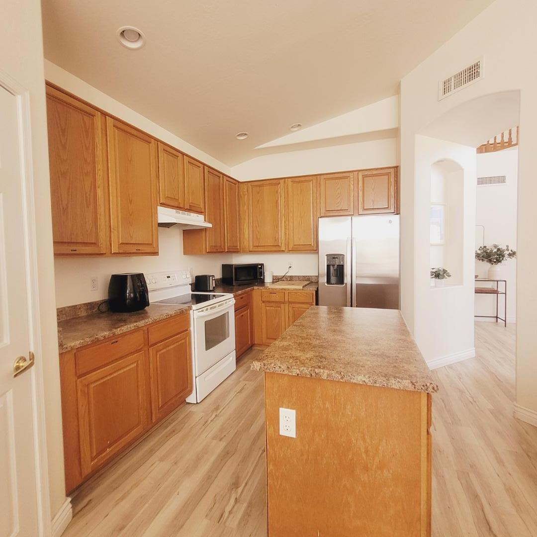 8720 West Kathleen Road Peoria, AZ 85382 - Photo 6 of 23 Photo #6