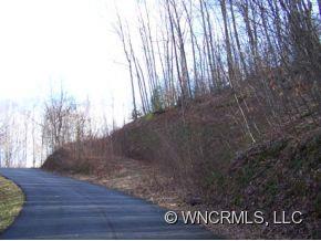 9 Chestnut Flats Road, Unit 9 Waynesville, NC 28786 - Photo 2 of 14 Gallery Image 2