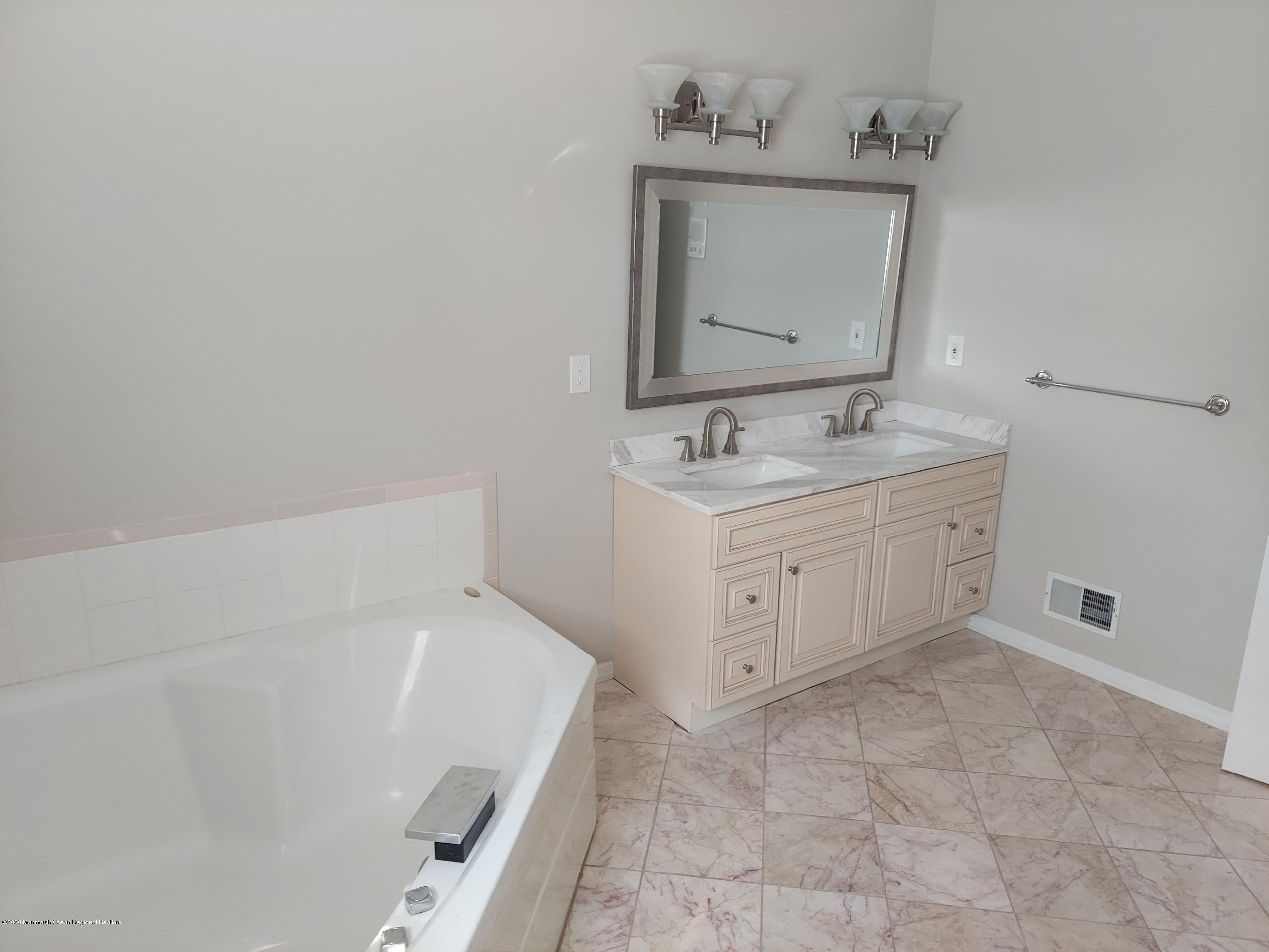 156 Sloop Road Manahawkin, NJ 08050 - Photo 10 of 20 Resized_20200827_155421