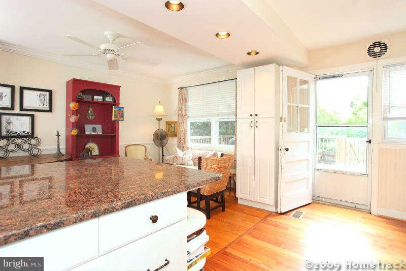 7230 Lanark Road Baltimore, MD 21212 - Photo 11 of 29 Kitchen