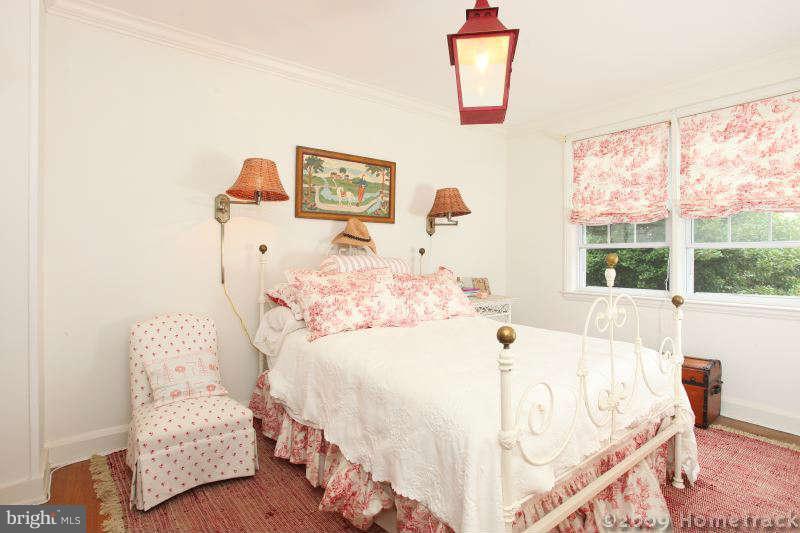 7230 Lanark Road Baltimore, MD 21212 - Photo 12 of 29 Bedroom