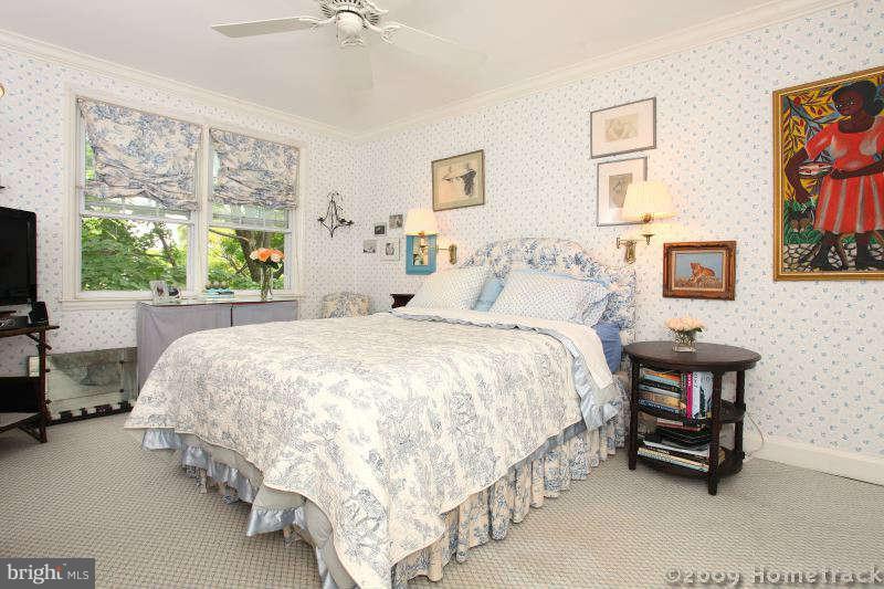 7230 Lanark Road Baltimore, MD 21212 - Photo 14 of 29 Bedroom (Master)