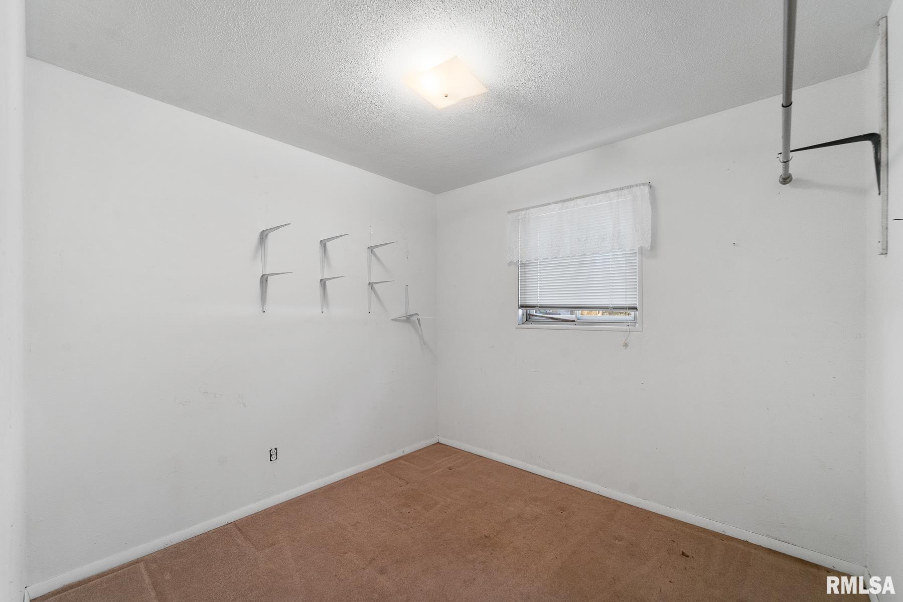3333 Buckner Street Springfield, IL 62703 - Photo 12 of 27