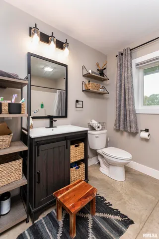 $875,000 | 16491 South Wieland Road, Glasford, IL 61533