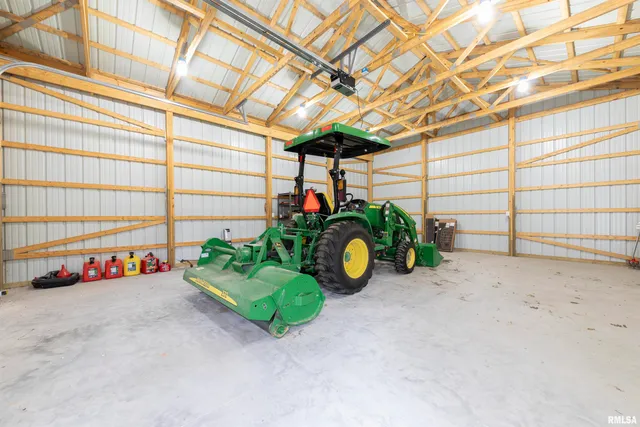 $875,000 | 16491 South Wieland Road, Glasford, IL 61533