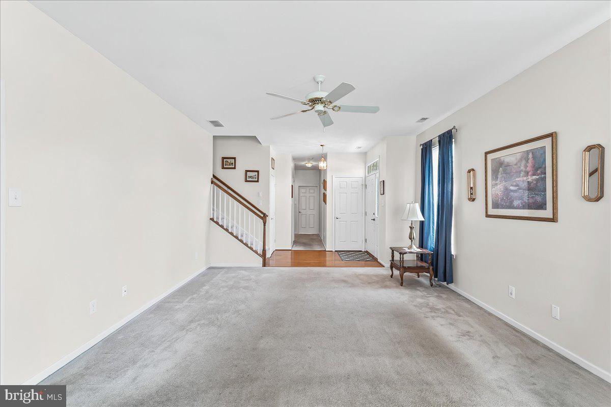 1636 Boxwood Road Garnet Valley, PA 19060 - Photo 7 of 29 Living Room