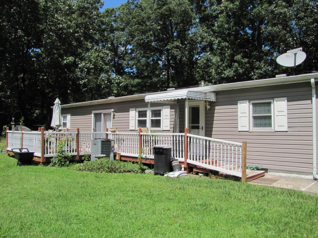 114 Runnymeade Road Crossville, TN 38558 - Photo 2 of 13 IMG_4370