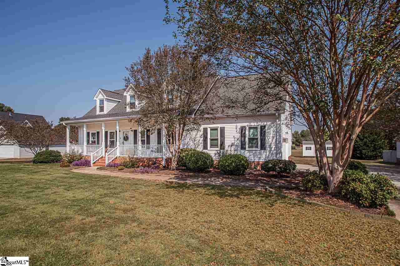 5 Farmstead Way Fountain Inn, SC 29644 - Photo 2 of 30