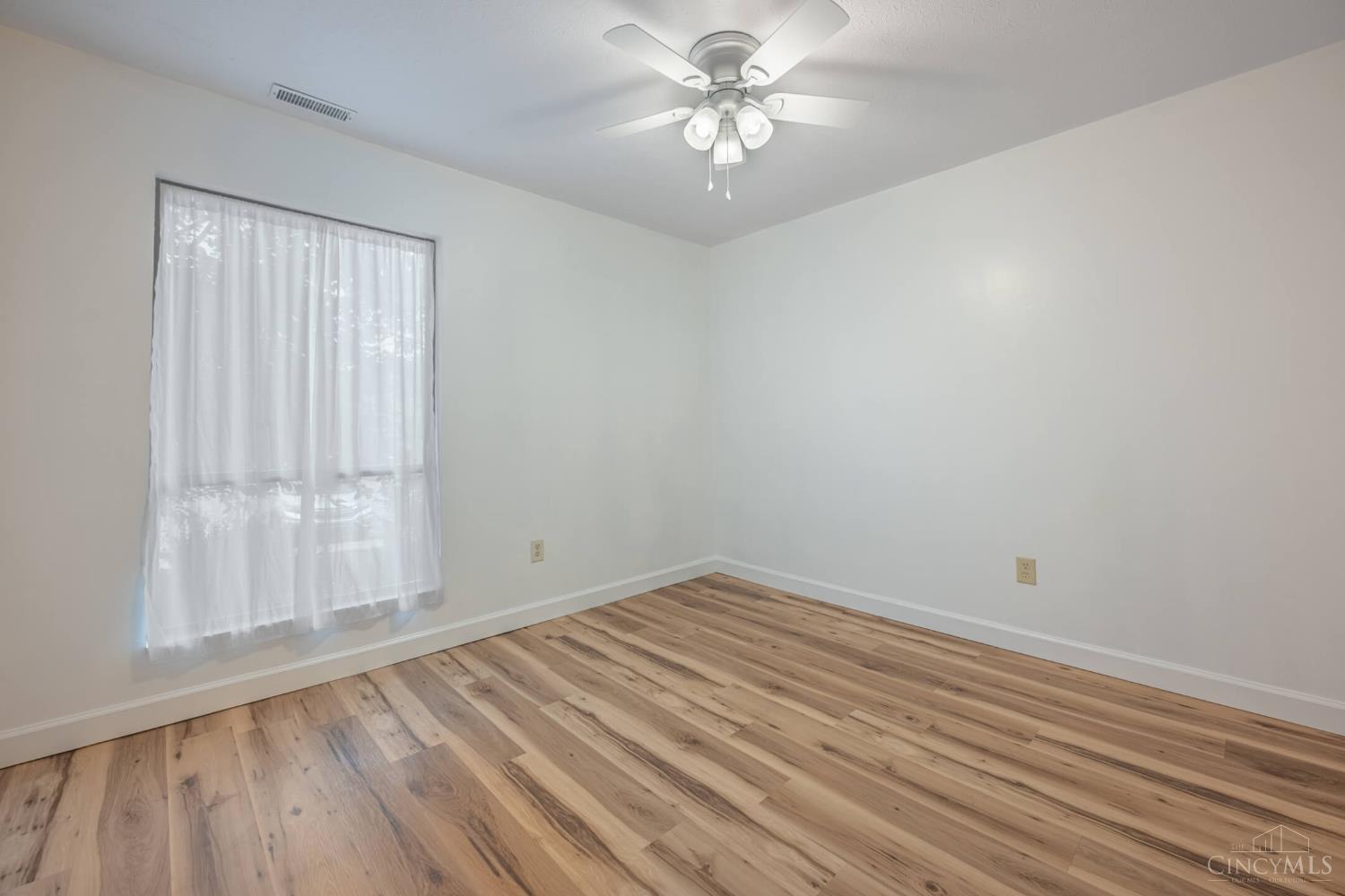 7268 East Galbraith Road, Unit A Cincinnati, OH 45243 - Photo 24 of 39