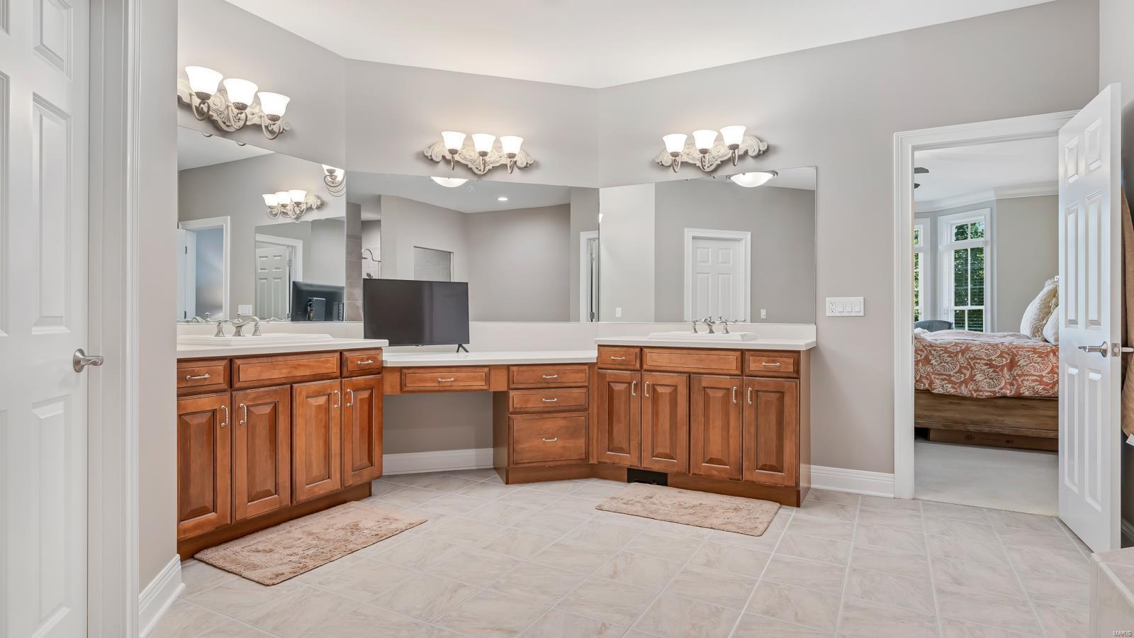 46 Old Belle Monte Road Chesterfield, MO 63017 - Photo 16 of 42