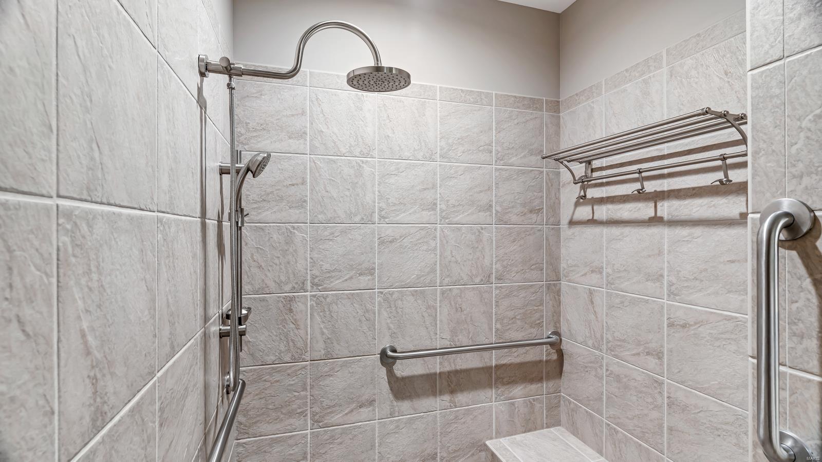 46 Old Belle Monte Road Chesterfield, MO 63017 - Photo 19 of 42