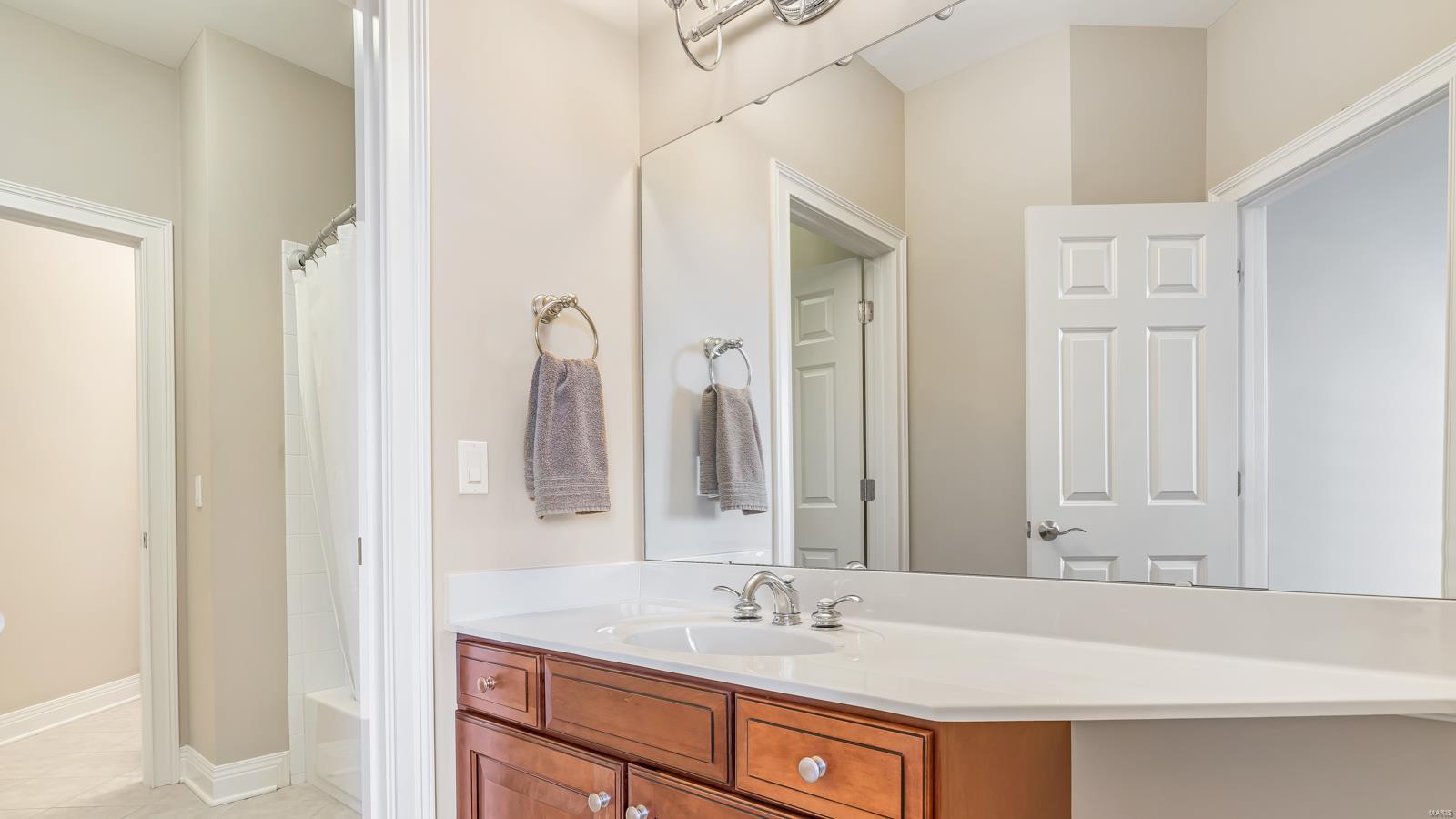 46 Old Belle Monte Road Chesterfield, MO 63017 - Photo 31 of 42