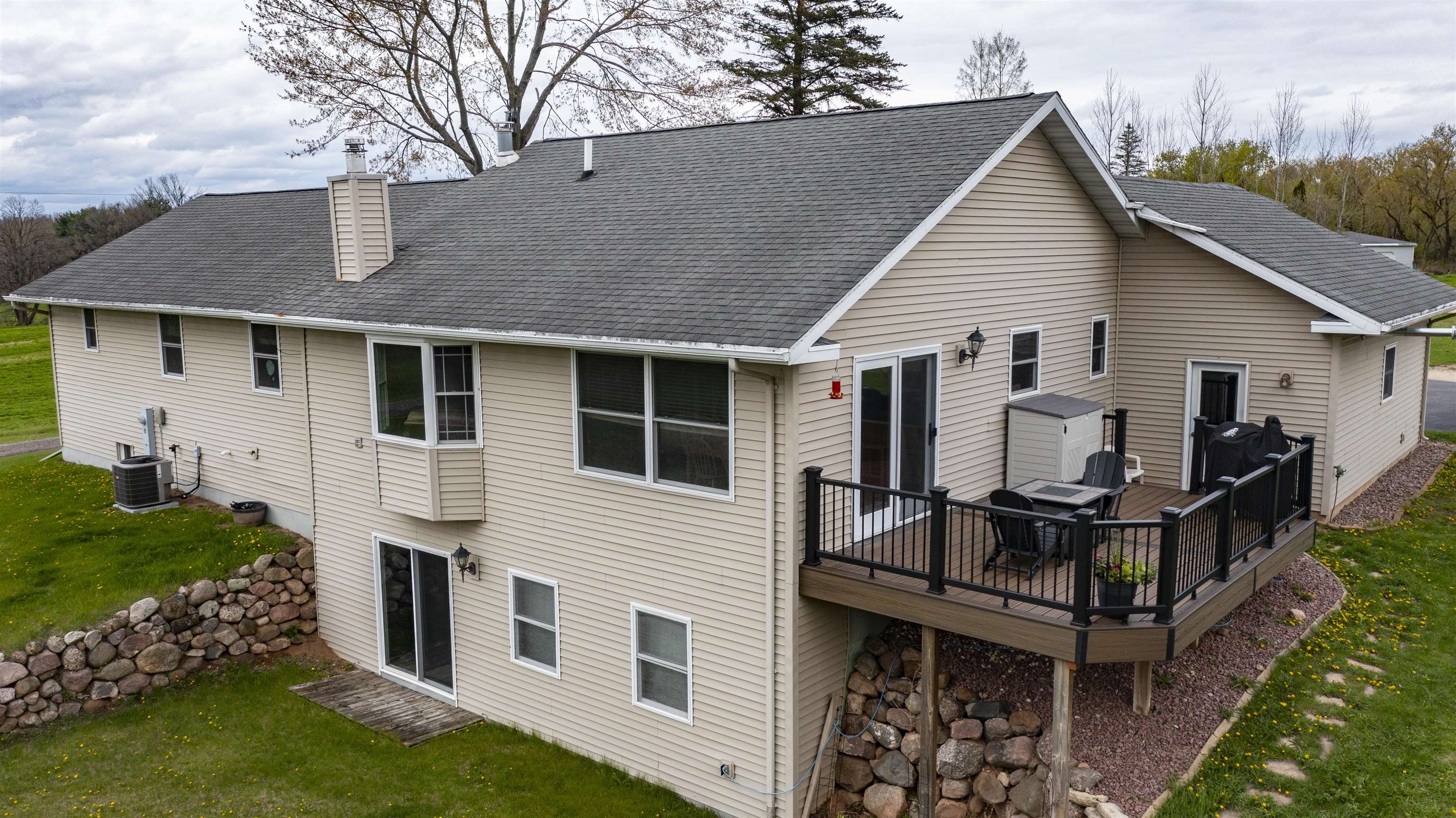 N5969 Rich Lake Road Ogdensburg, WI 54962 - Photo 4 of 40