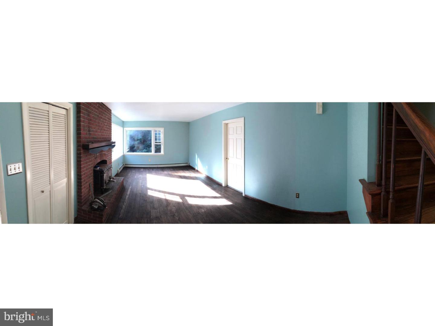 216 Old State Road Boyertown, PA 19512 - Photo 8 of 19 Living Room