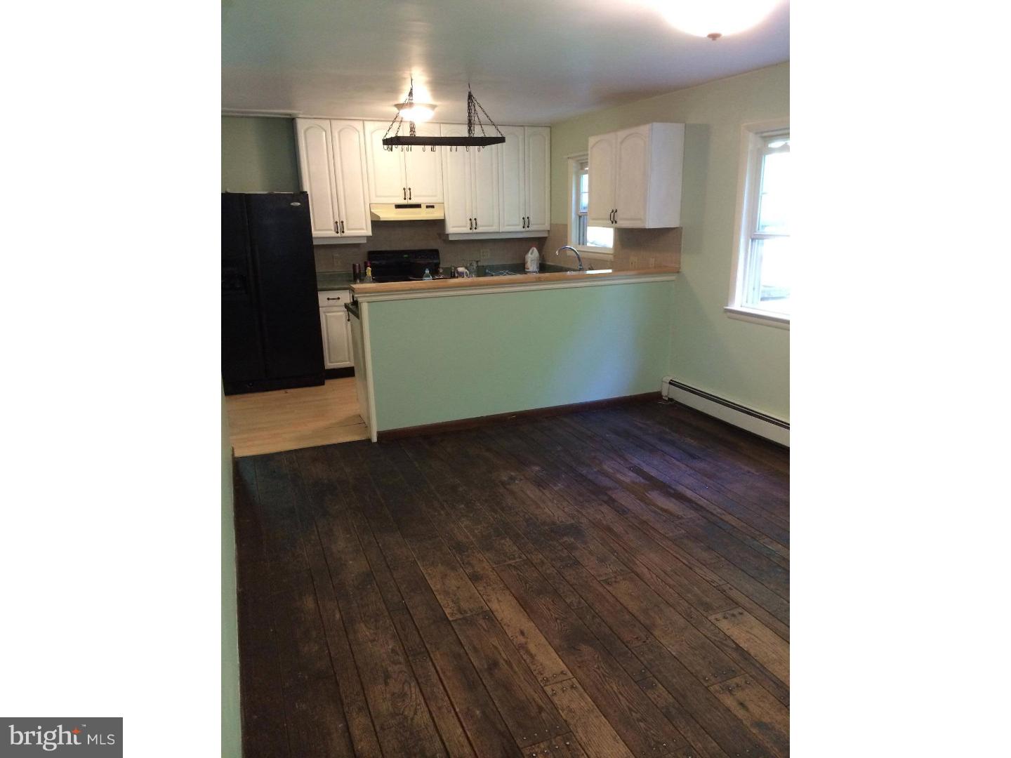 216 Old State Road Boyertown, PA 19512 - Photo 9 of 19 Dining Room